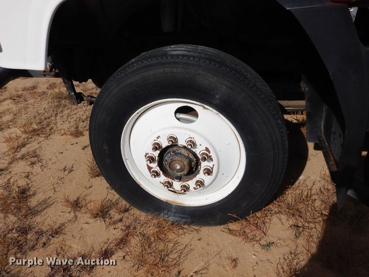 image for item DF8188 1997 Mack CH613  semi truck