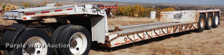 image for item DF8189 1981 Trail King 1551-4500  lowboy equipment trailer