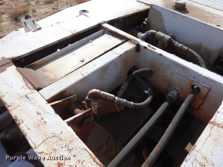 image for item DF8189 1981 Trail King 1551-4500  lowboy equipment trailer