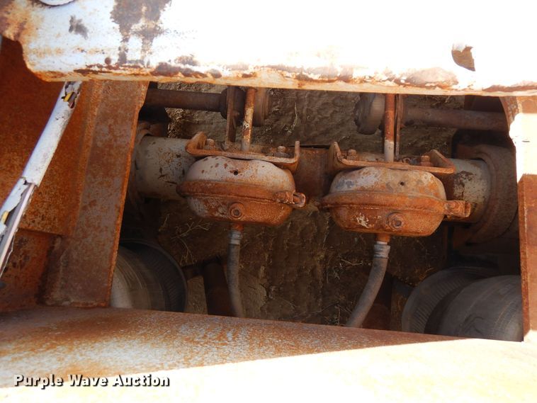 image for item DF8189 1981 Trail King 1551-4500  lowboy equipment trailer