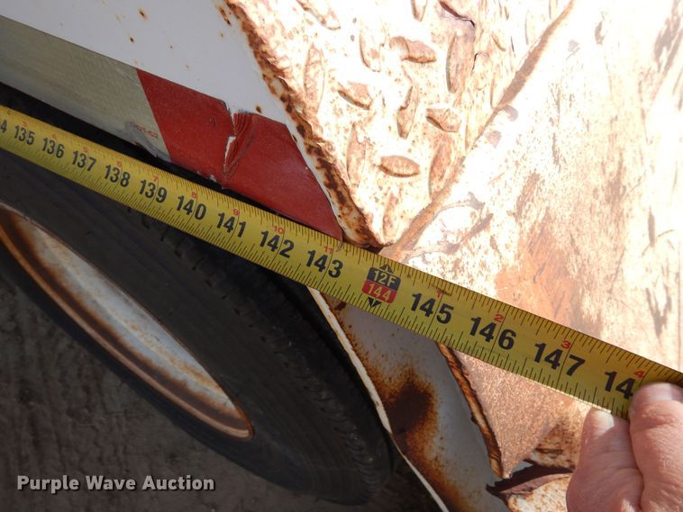 image for item DF8189 1981 Trail King 1551-4500  lowboy equipment trailer