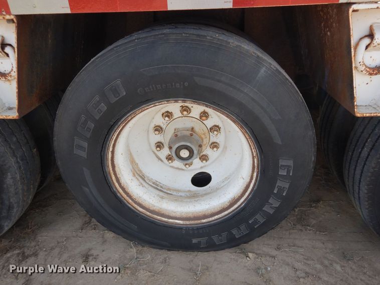 image for item DF8189 1981 Trail King 1551-4500  lowboy equipment trailer