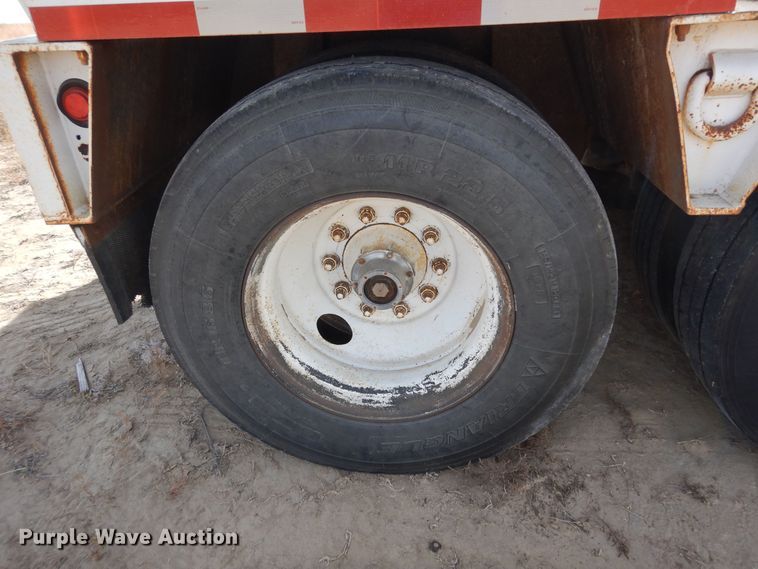 image for item DF8189 1981 Trail King 1551-4500  lowboy equipment trailer