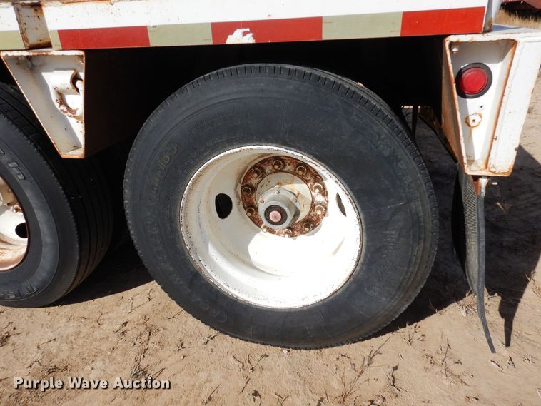 image for item DF8189 1981 Trail King 1551-4500  lowboy equipment trailer