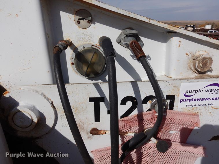 image for item DF8189 1981 Trail King 1551-4500  lowboy equipment trailer