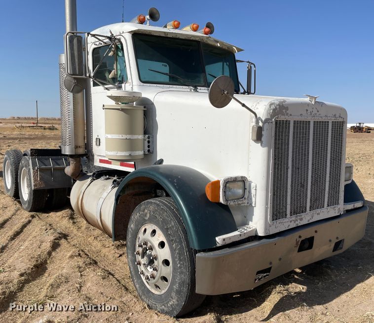 image for item DJ5118 1996 Peterbilt 357  semi truck