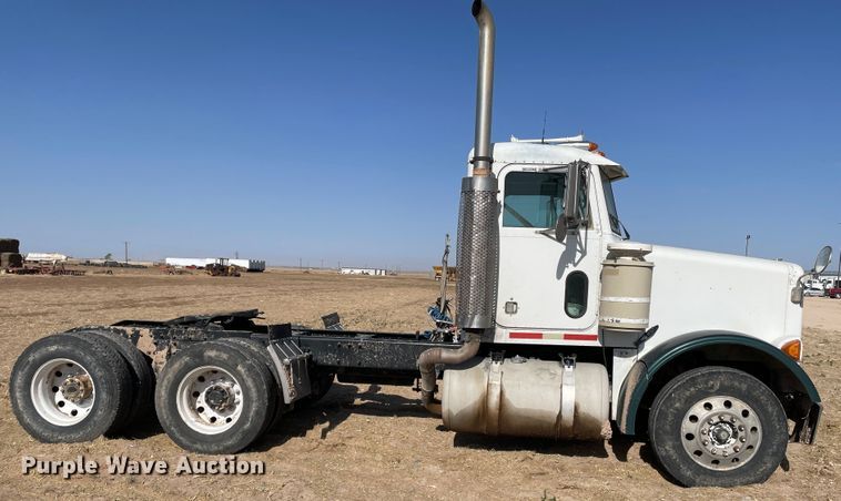image for item DJ5118 1996 Peterbilt 357  semi truck