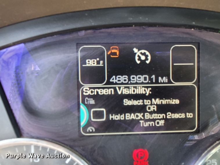 image for item DM4181 2015 Kenworth T880  semi truck