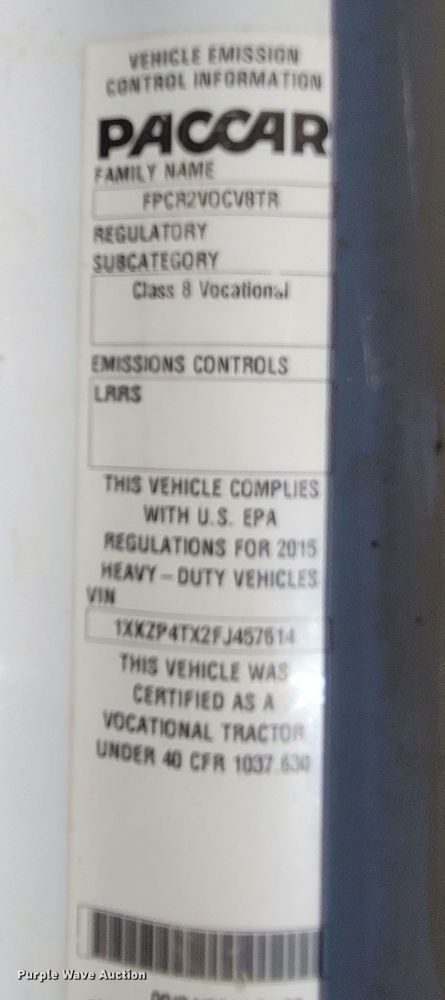 image for item DM4181 2015 Kenworth T880  semi truck