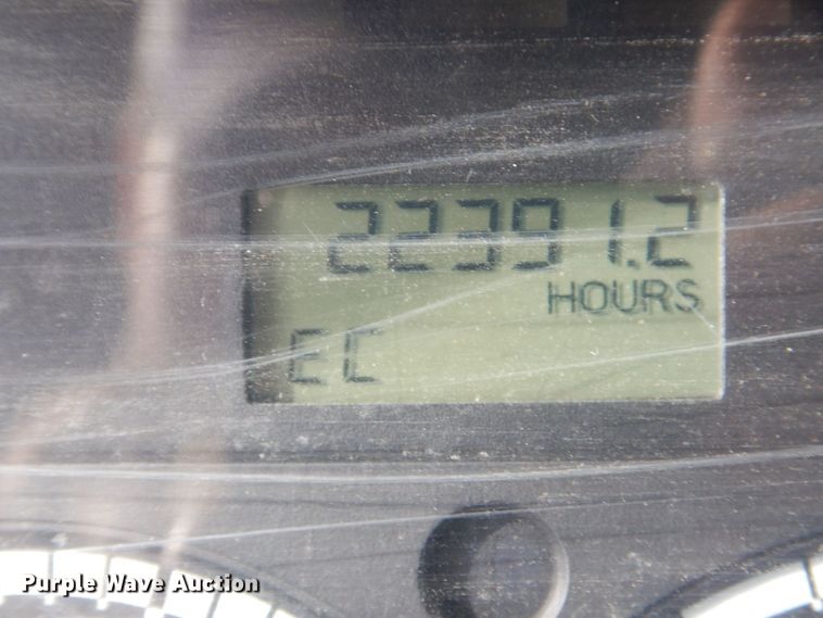 image for item DM8084 2005 Freightliner Columbia  semi truck