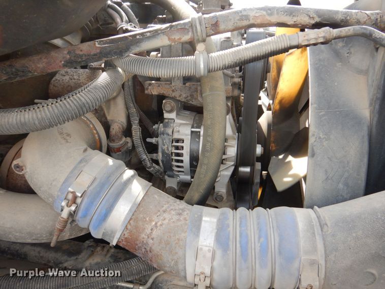 image for item DM8084 2005 Freightliner Columbia  semi truck