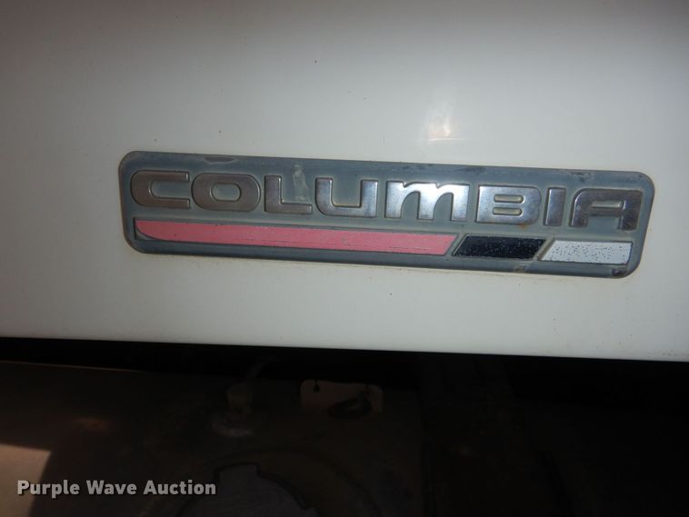 image for item DM8084 2005 Freightliner Columbia  semi truck