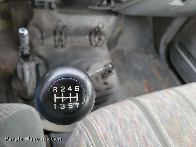 image for item DM8109 2004 Ford F650 Super Duty Pro Loader  truck cab and chassis