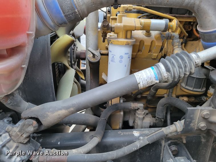 image for item DM8109 2004 Ford F650 Super Duty Pro Loader  truck cab and chassis