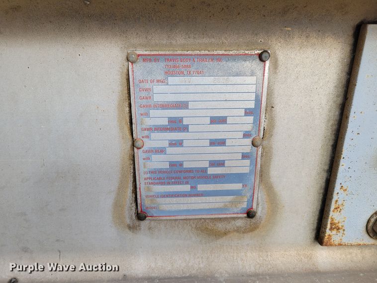 image for item DM8110 2007 Travis  bottom dump trailer