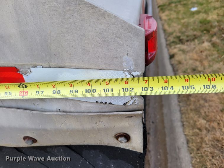 image for item DM8110 2007 Travis  bottom dump trailer