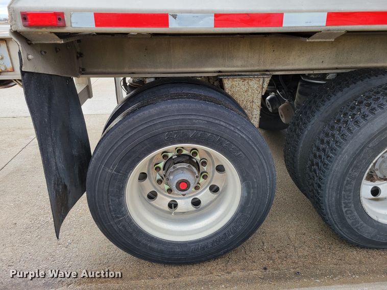 image for item DM8110 2007 Travis  bottom dump trailer