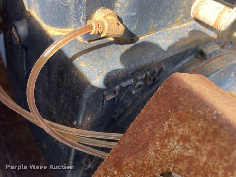 image for item DN4498 2009 Kenworth T800  vacuum truck