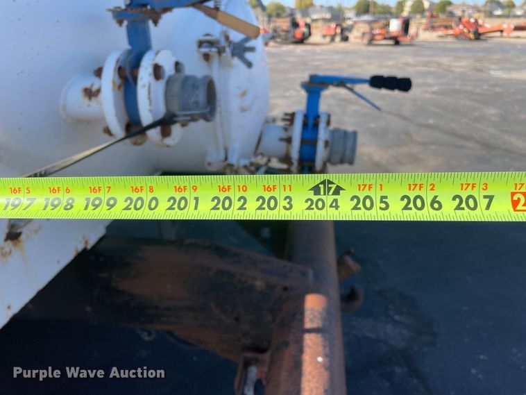 image for item DN4498 2009 Kenworth T800  vacuum truck