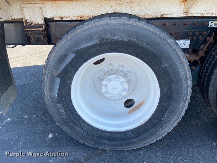 image for item DN4498 2009 Kenworth T800  vacuum truck