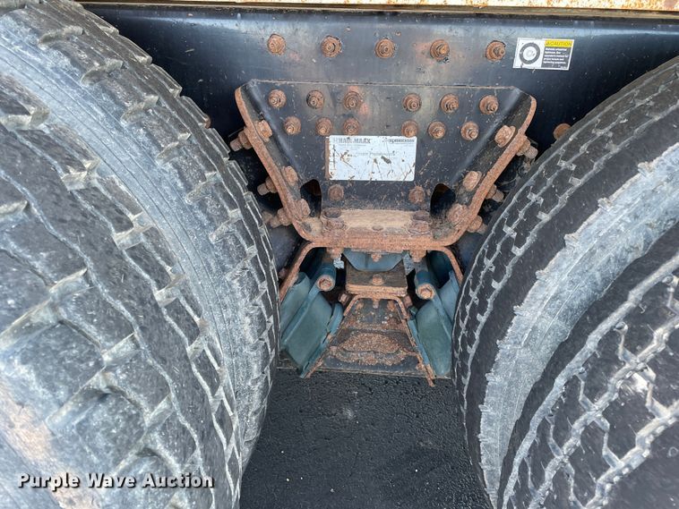 image for item DN4498 2009 Kenworth T800  vacuum truck