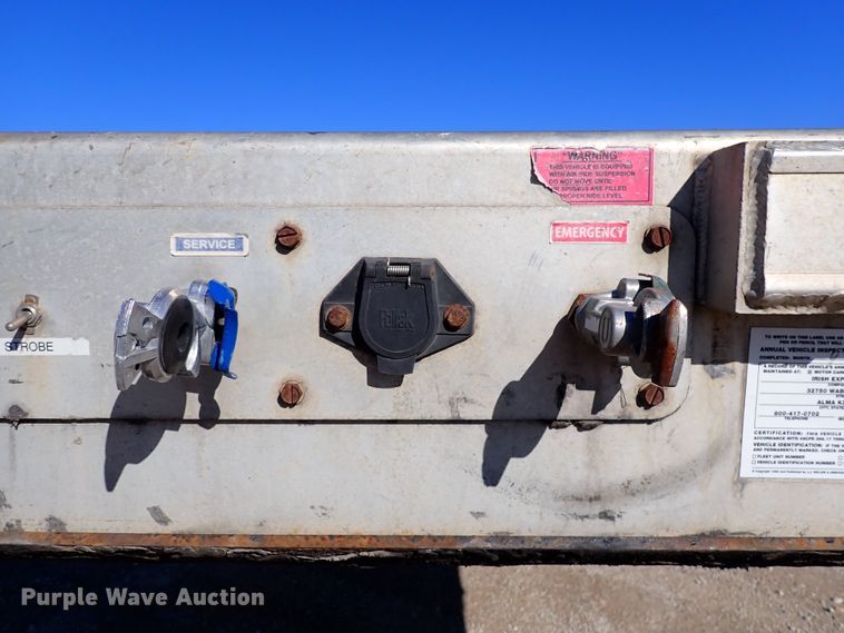 image for item DN6918 2013 Transcraft Benson AF53-102-2-524  flatbed trailer