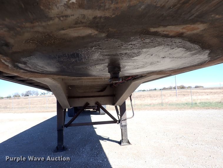 image for item DN6918 2013 Transcraft Benson AF53-102-2-524  flatbed trailer