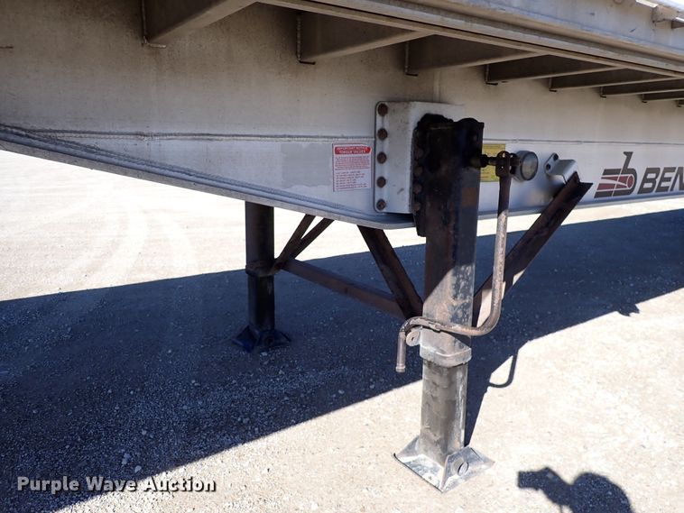 image for item DN6918 2013 Transcraft Benson AF53-102-2-524  flatbed trailer