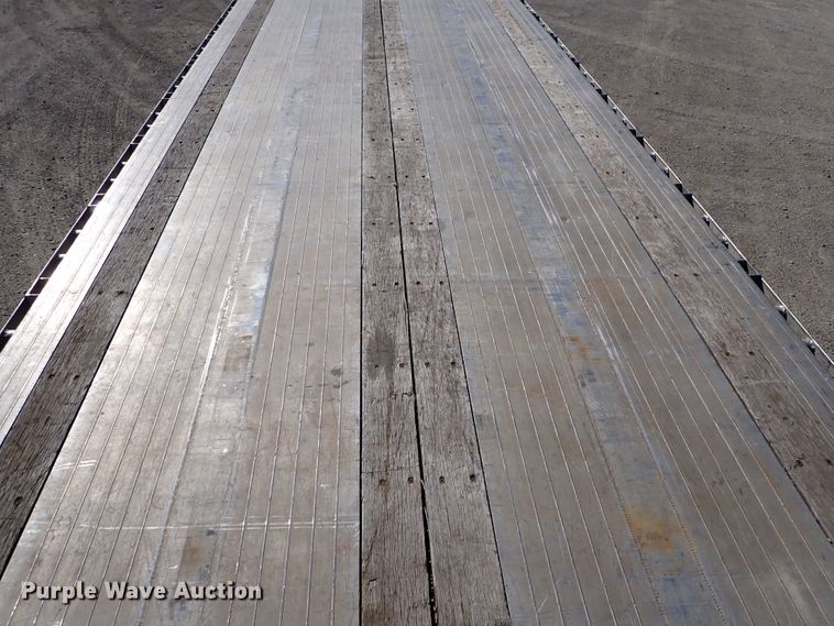 image for item DN6918 2013 Transcraft Benson AF53-102-2-524  flatbed trailer