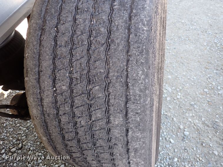 image for item DN6918 2013 Transcraft Benson AF53-102-2-524  flatbed trailer