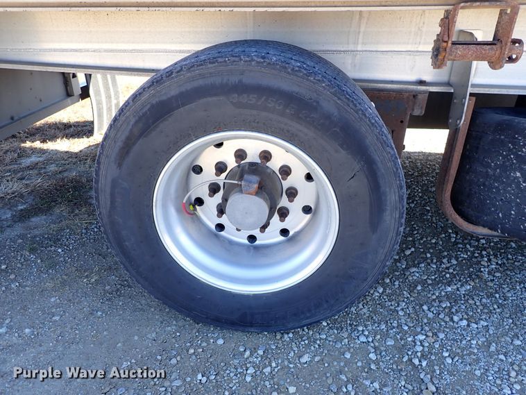 image for item DN6918 2013 Transcraft Benson AF53-102-2-524  flatbed trailer