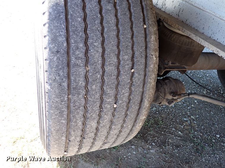 image for item DN6918 2013 Transcraft Benson AF53-102-2-524  flatbed trailer