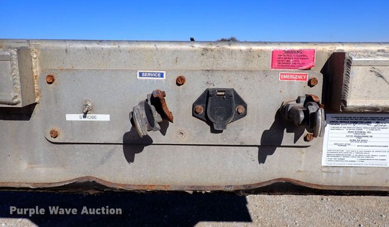 image for item DN6920 2013 Transcraft Benson AF53102-2-524  flatbed trailer