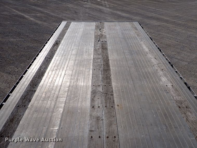 image for item DN6920 2013 Transcraft Benson AF53102-2-524  flatbed trailer
