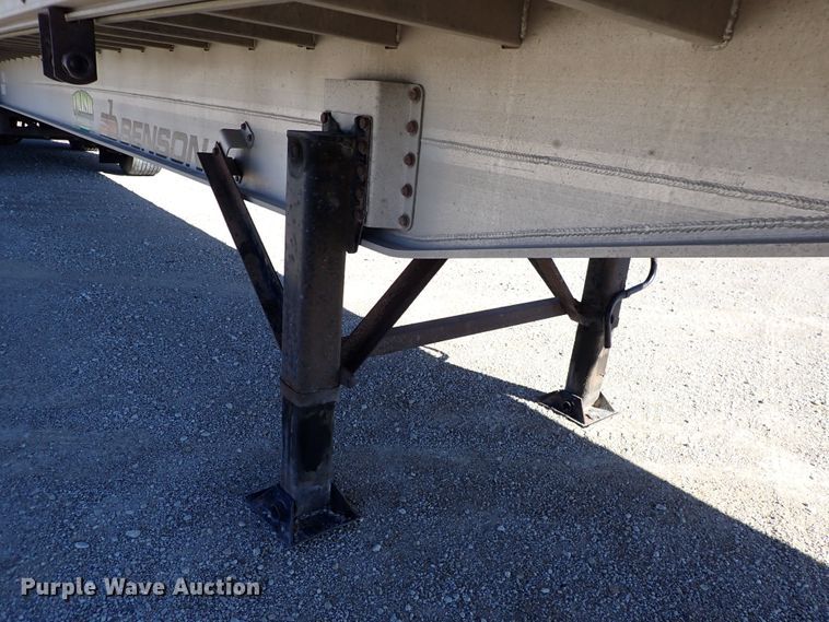image for item DN6920 2013 Transcraft Benson AF53102-2-524  flatbed trailer