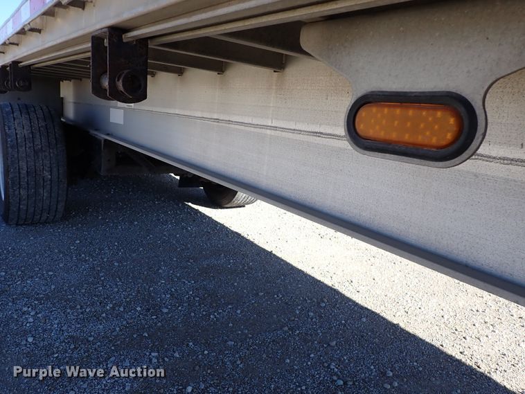 image for item DN6920 2013 Transcraft Benson AF53102-2-524  flatbed trailer