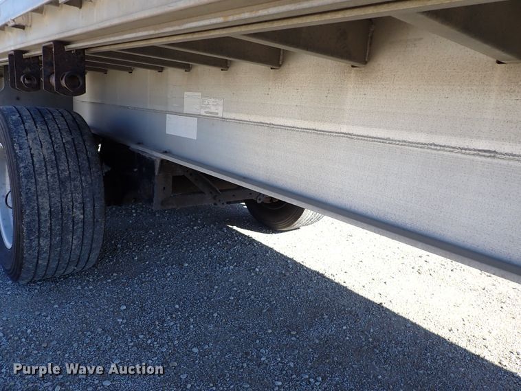 image for item DN6920 2013 Transcraft Benson AF53102-2-524  flatbed trailer