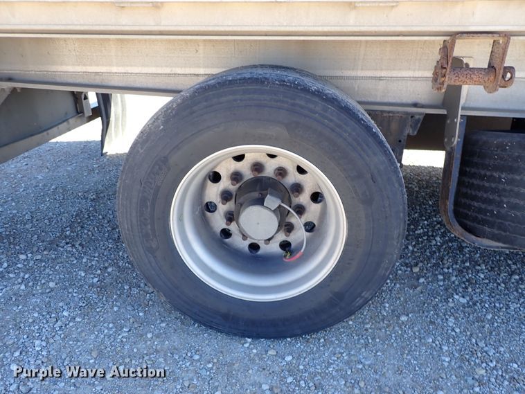 image for item DN6920 2013 Transcraft Benson AF53102-2-524  flatbed trailer