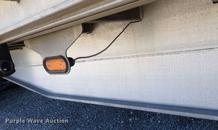 image for item DN6921 2012 Transcraft Benson ASDF53102-2  drop deck trailer