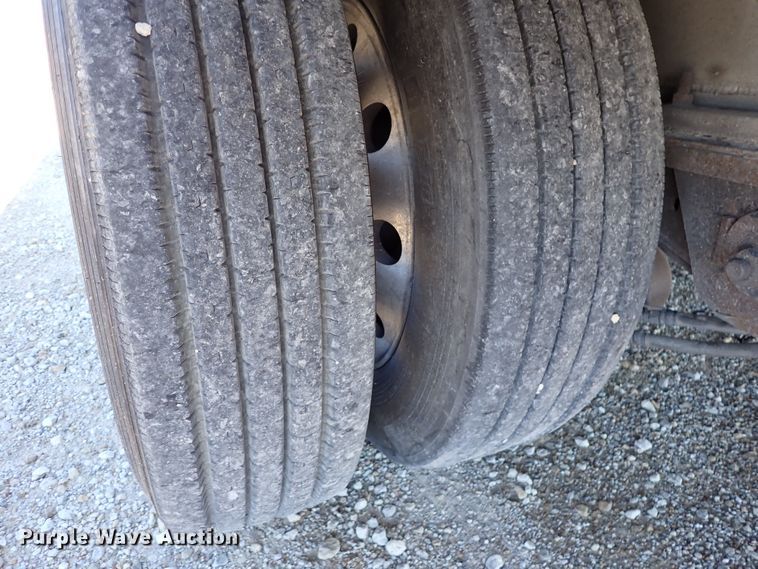 image for item DN6921 2012 Transcraft Benson ASDF53102-2  drop deck trailer