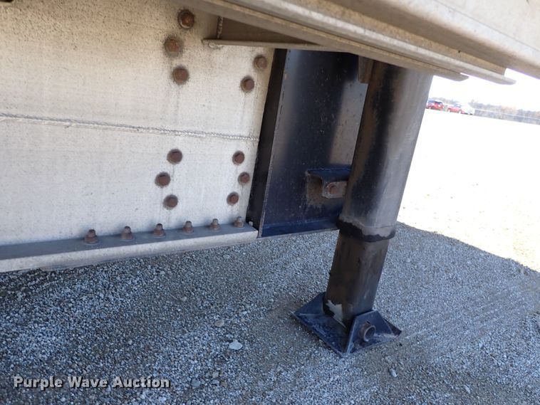 image for item DN6922 2012 Transcraft Benson ASDF53102-2  drop deck trailer