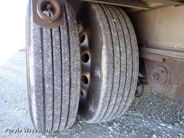 image for item DN6922 2012 Transcraft Benson ASDF53102-2  drop deck trailer