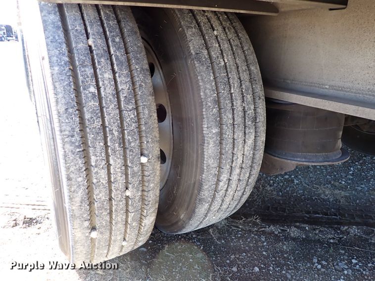 image for item DN6922 2012 Transcraft Benson ASDF53102-2  drop deck trailer