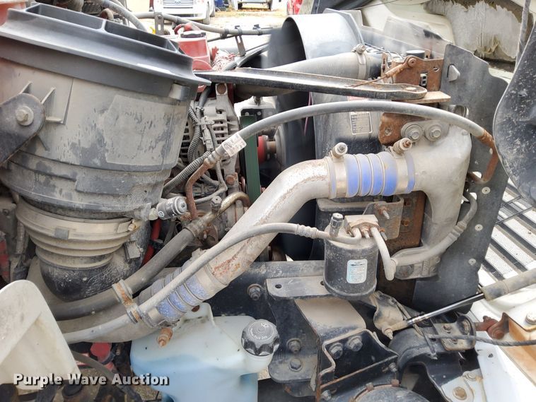 image for item DN6941 2016 Freightliner Business Class M2 106  truck cab and chassis