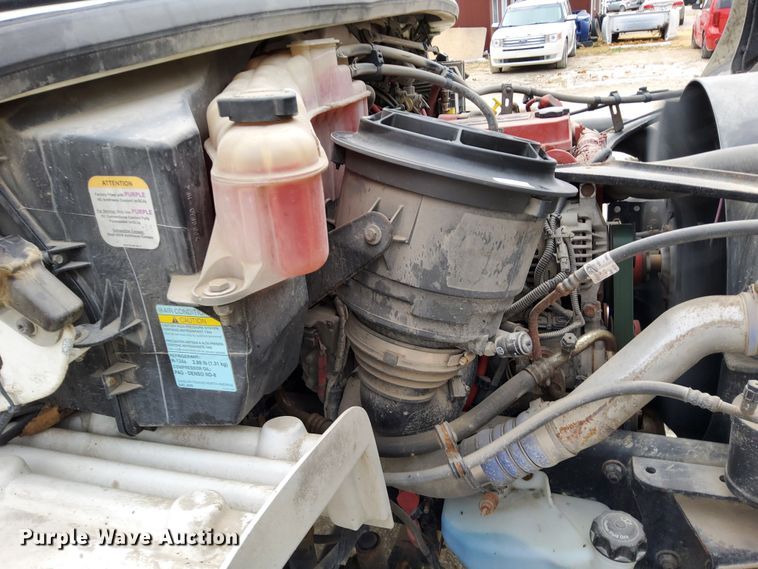 image for item DN6941 2016 Freightliner Business Class M2 106  truck cab and chassis