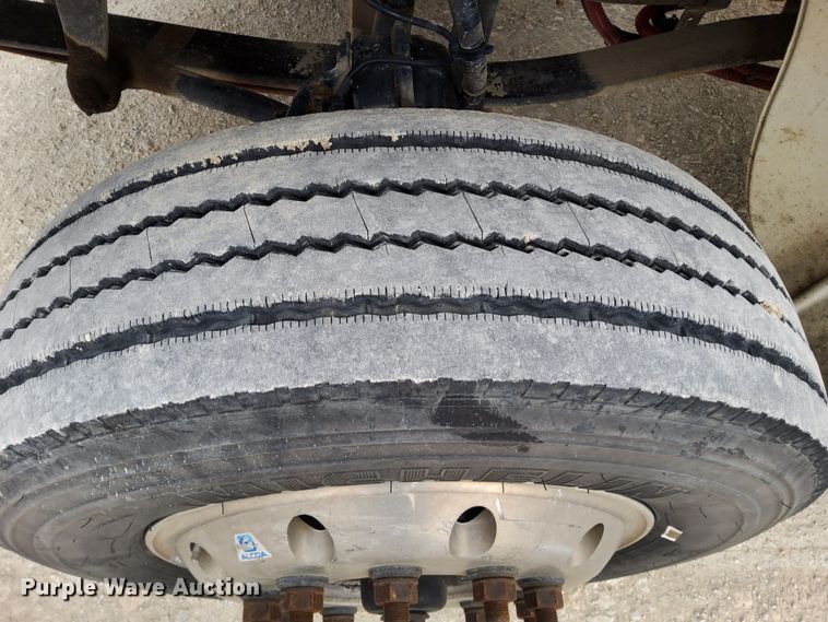 image for item DN6941 2016 Freightliner Business Class M2 106  truck cab and chassis