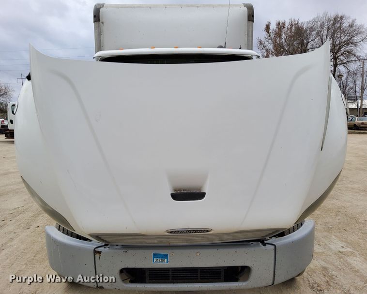 image for item DN6942 2016 Freightliner M2106  box truck