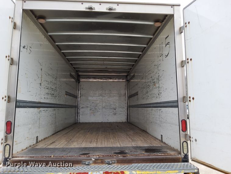 image for item DN6942 2016 Freightliner M2106  box truck