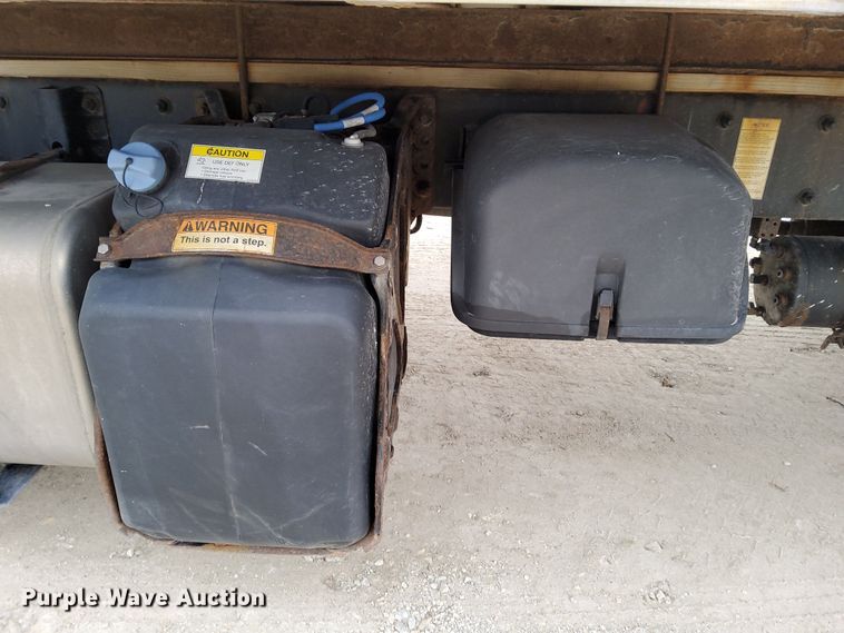 image for item DN6942 2016 Freightliner M2106  box truck