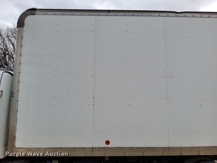 image for item DN6942 2016 Freightliner M2106  box truck